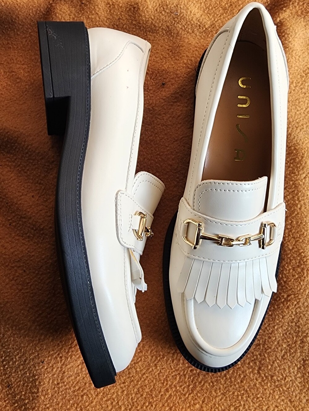 UNISA Fringe Leather Loafers